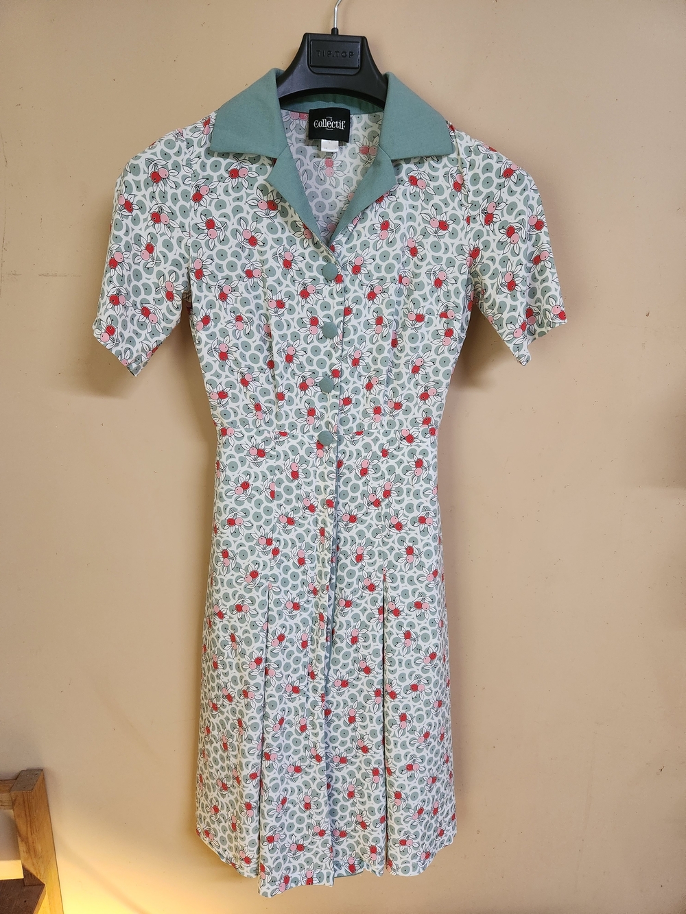 Collectif White Floral Midi Dress with Mint Collar